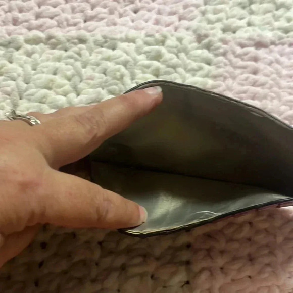 Red leather wallet - Picture 6 of 6